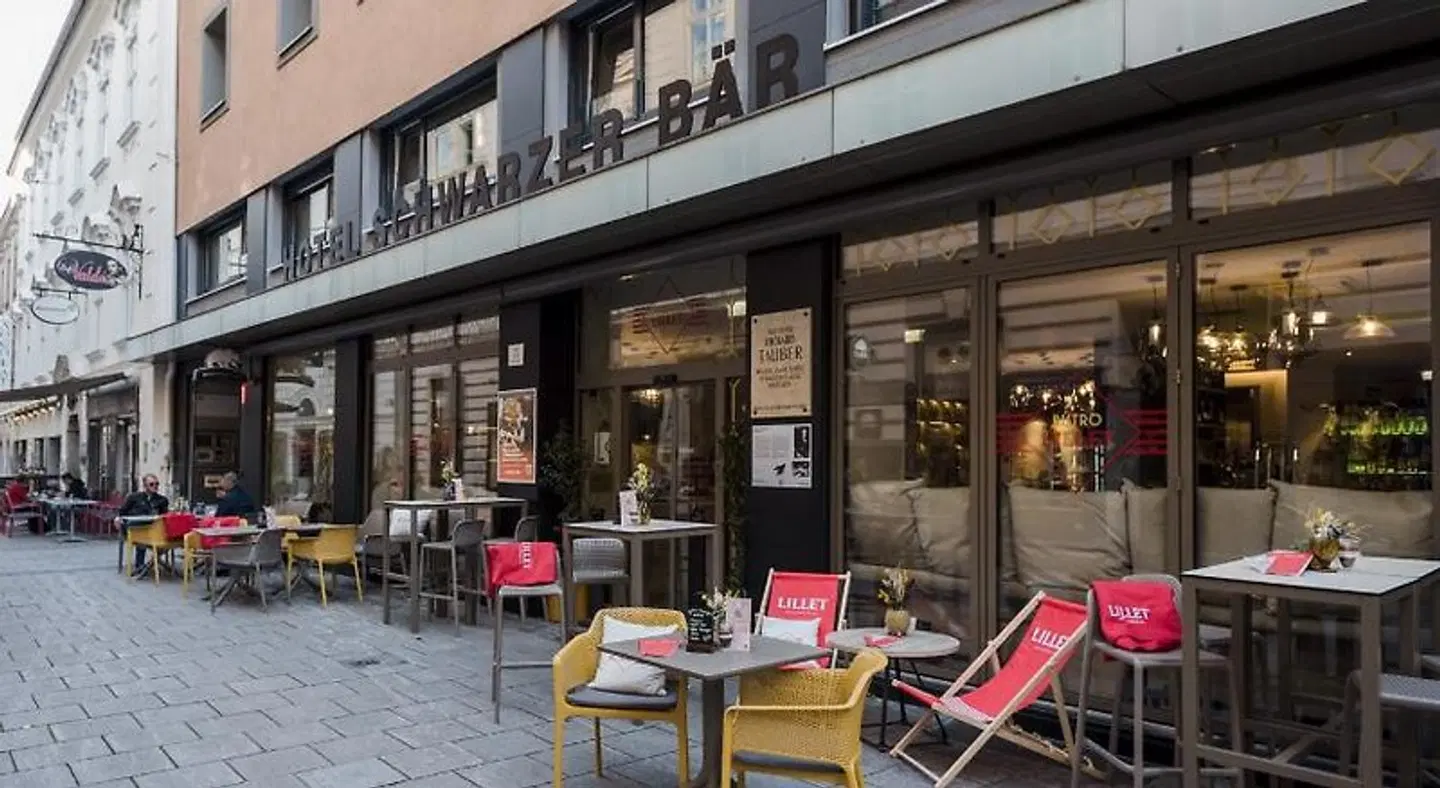 Zum schwarzen Bären Terrasse