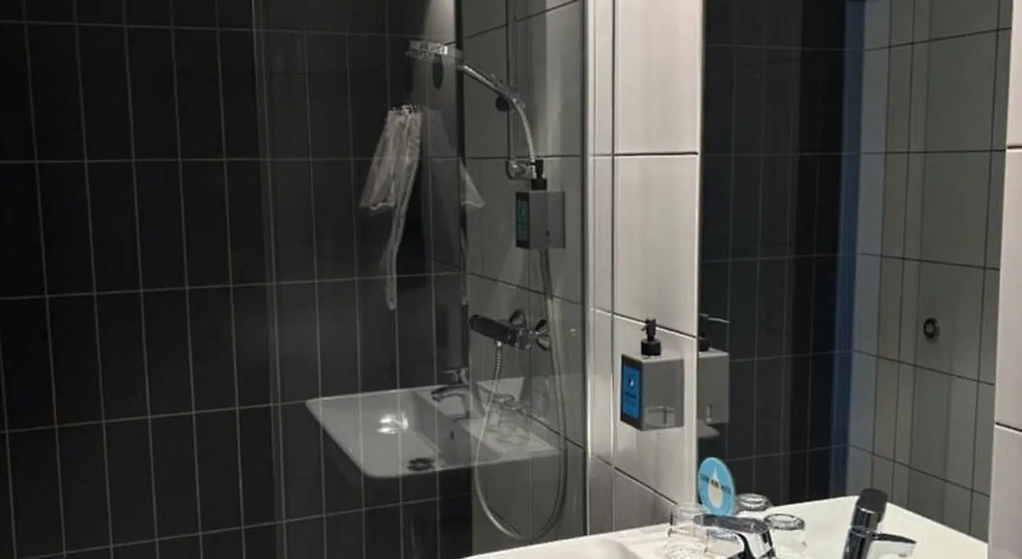 Comfort Hotel Xpress Central Station Badezimmer