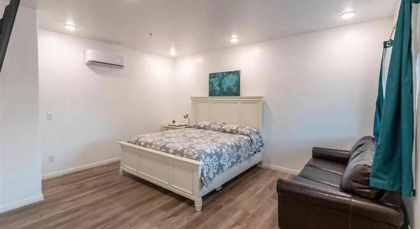 Hurricane Hideaway Lodging ROOM_EXAMPLE