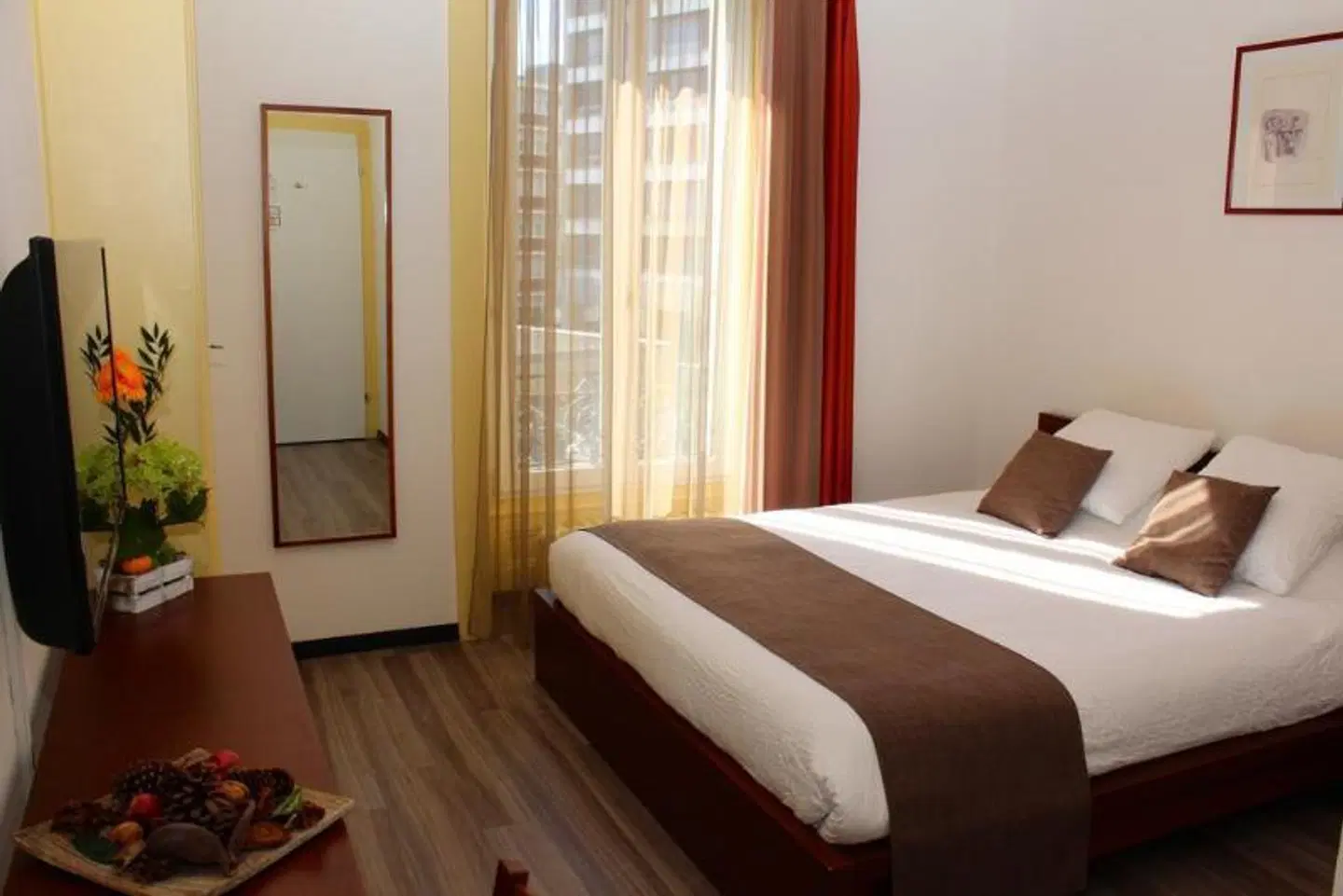 Du Marche ROOM_EXAMPLE
