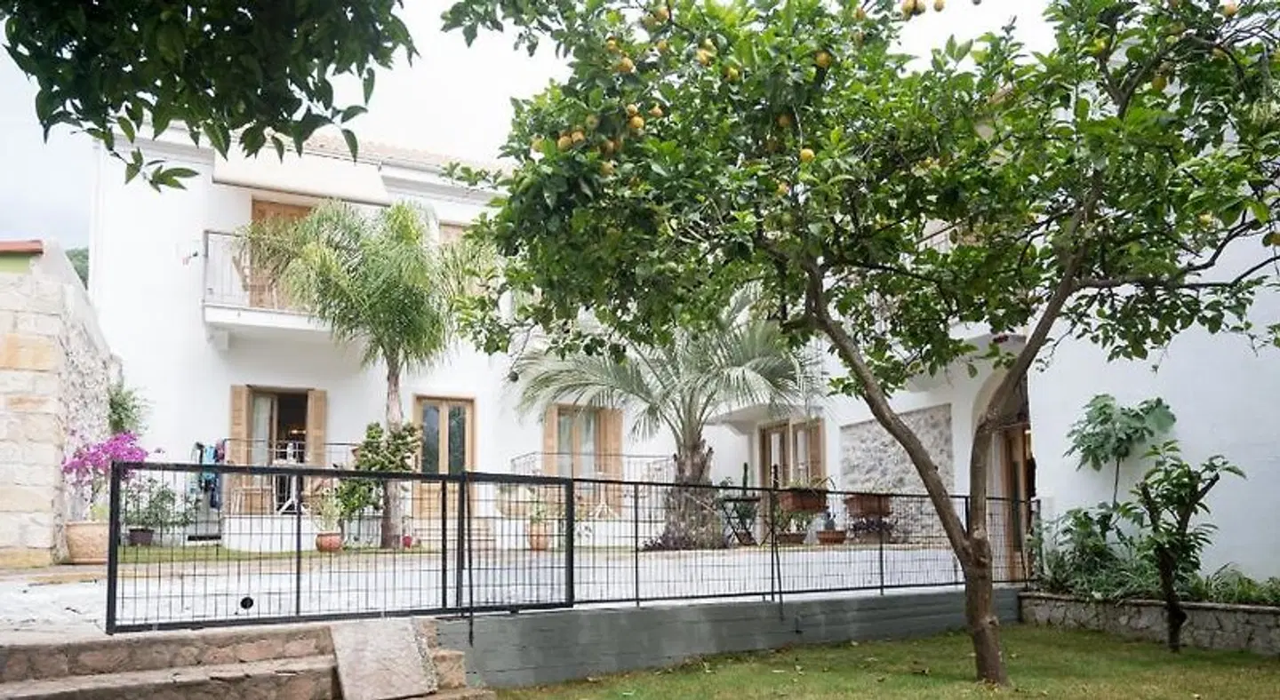 The Well Parga EXTERIOR