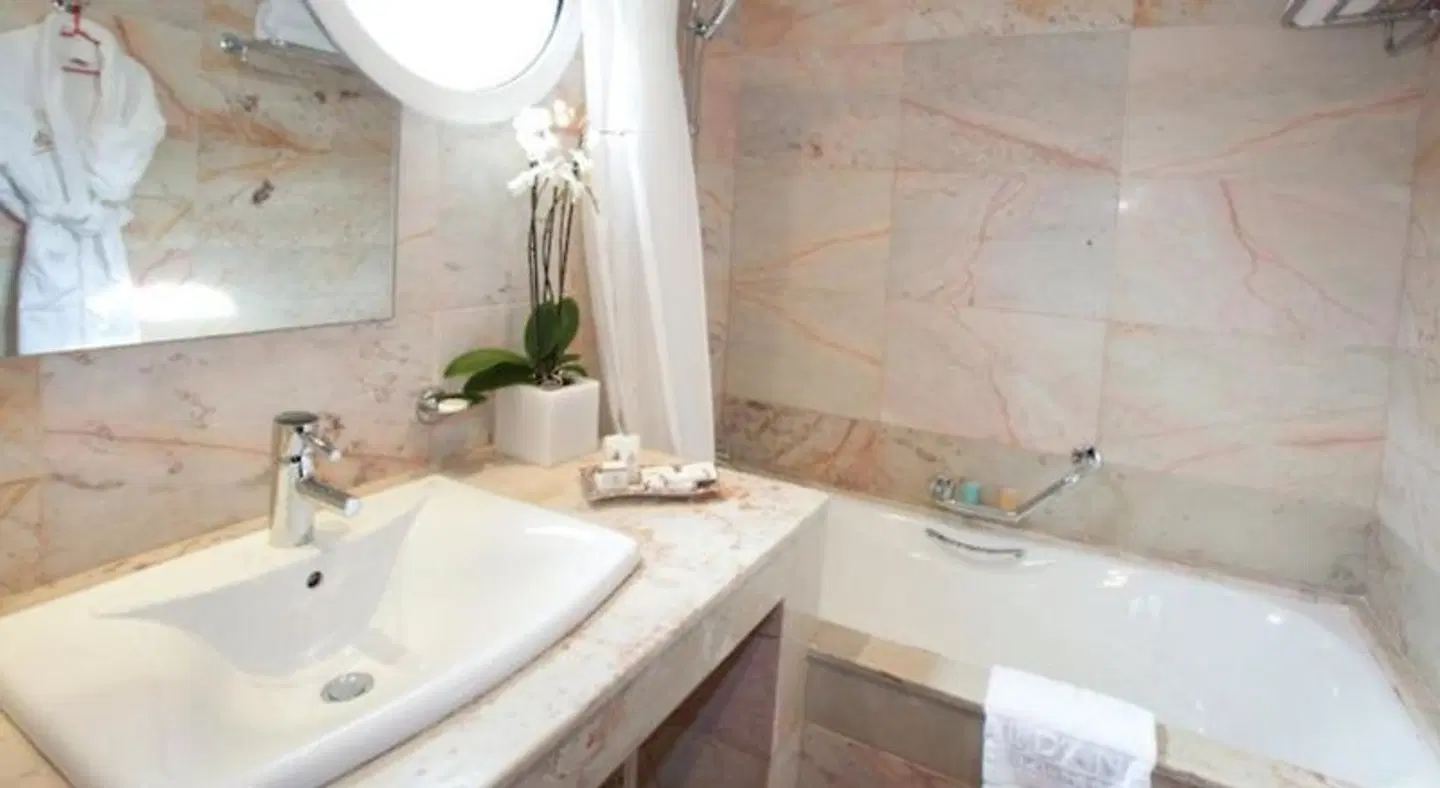 Club Val d'Anfa Badezimmer