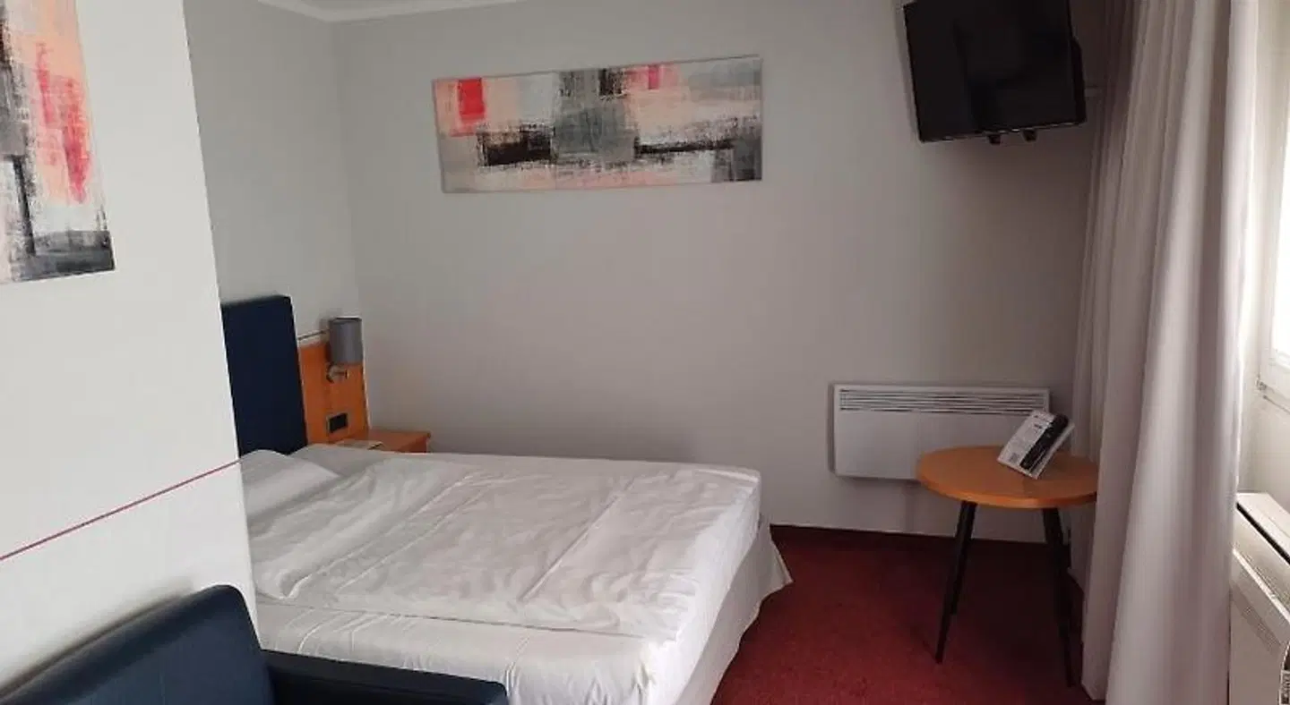 Schiller ROOM_EXAMPLE