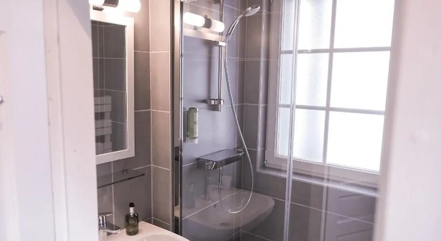 Appart'Hôtel le Génépy Badezimmer