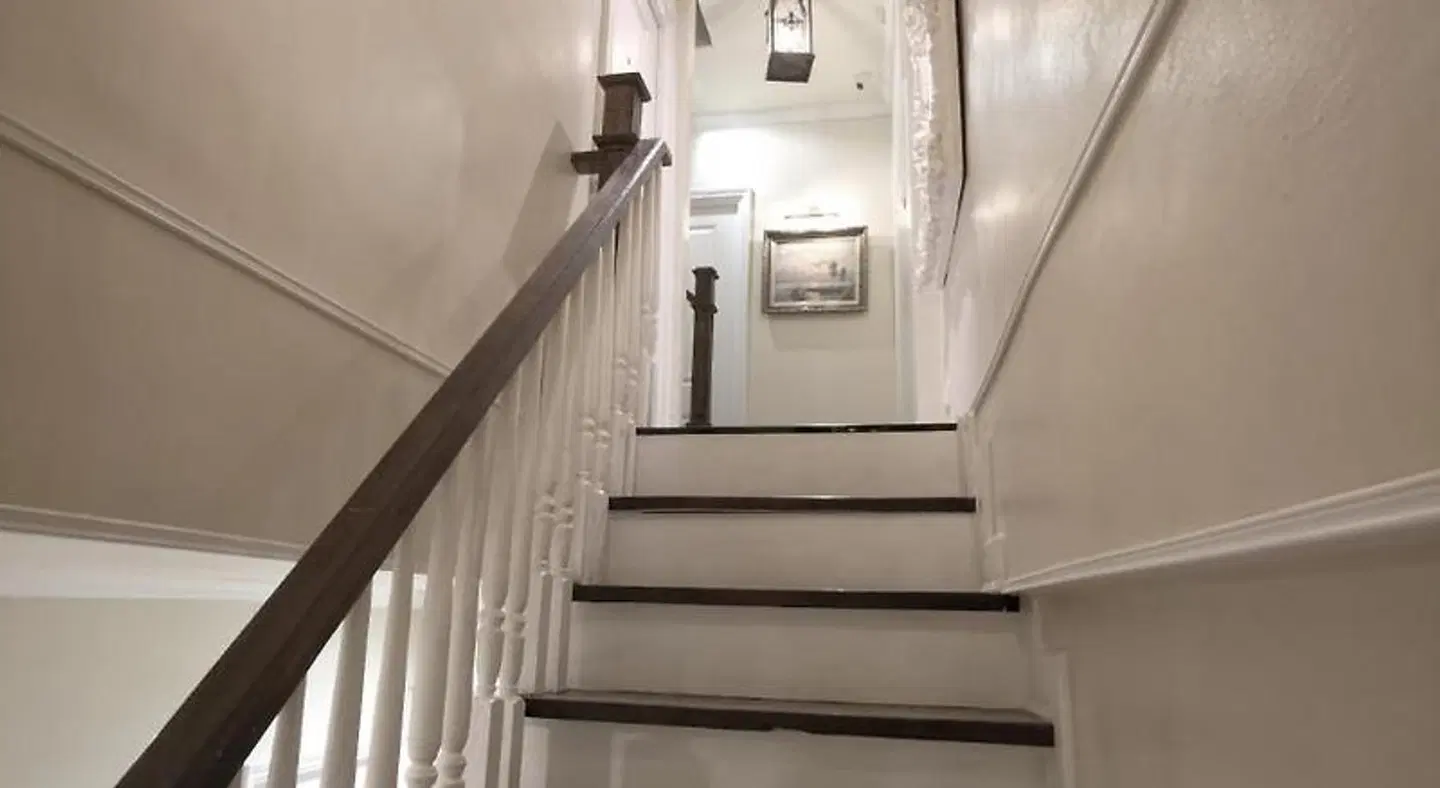 Double Bed Hotel Badezimmer