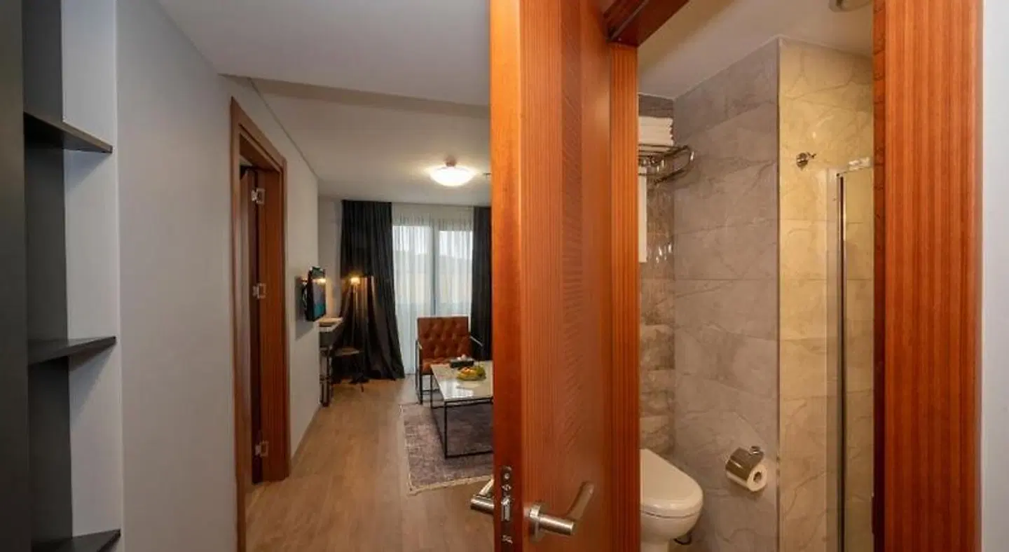 KA Hotel & Suites Badezimmer