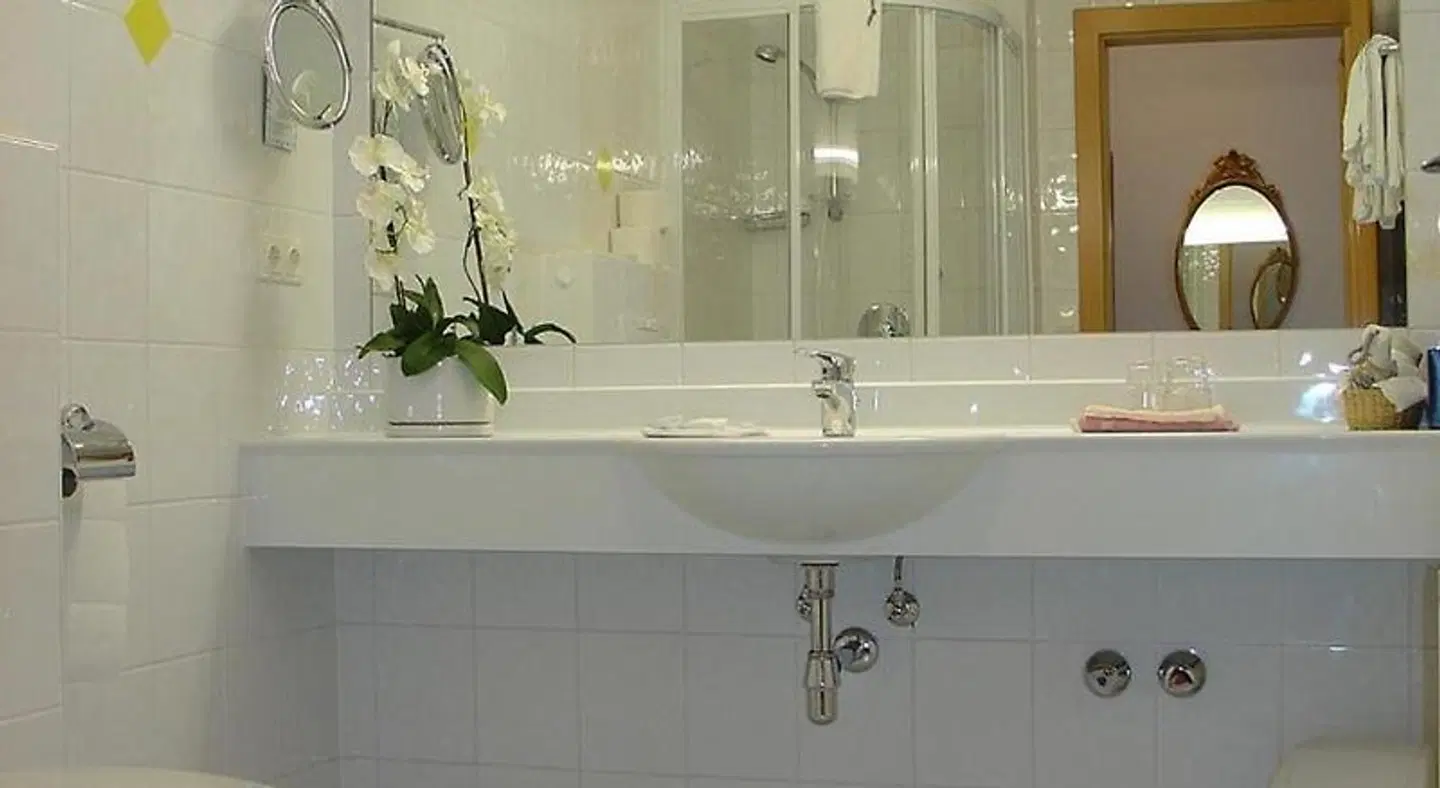 Alpenhotel Stefanie Badezimmer