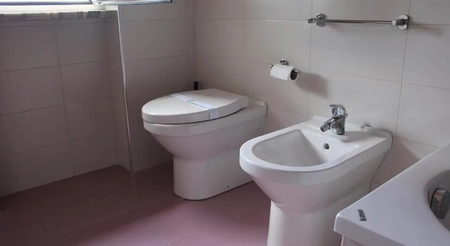 Brain Rooms & Suite Badezimmer