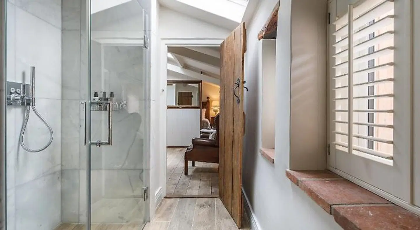 Byfords ROOM_EXAMPLE