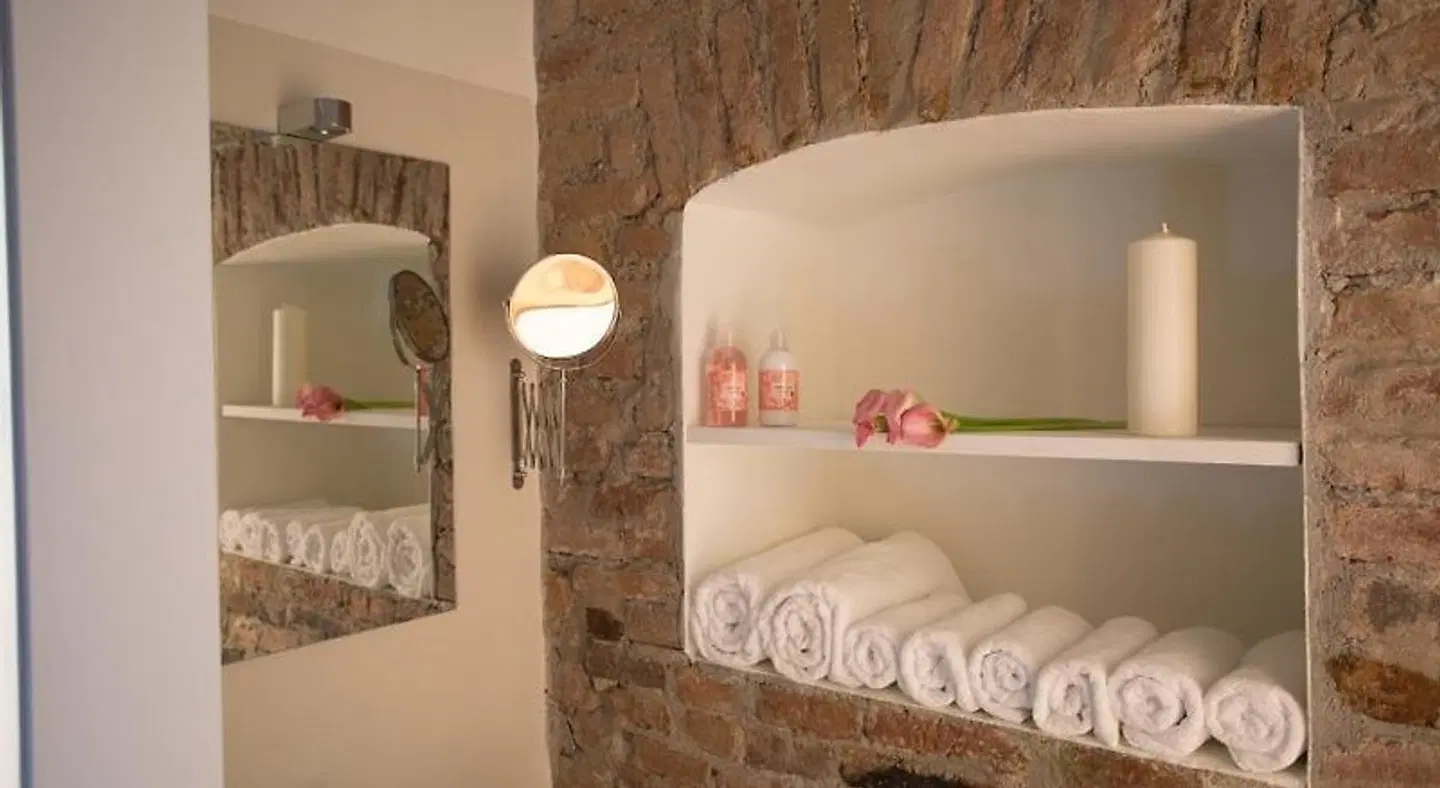 Rapanus Suites ROOM_EXAMPLE