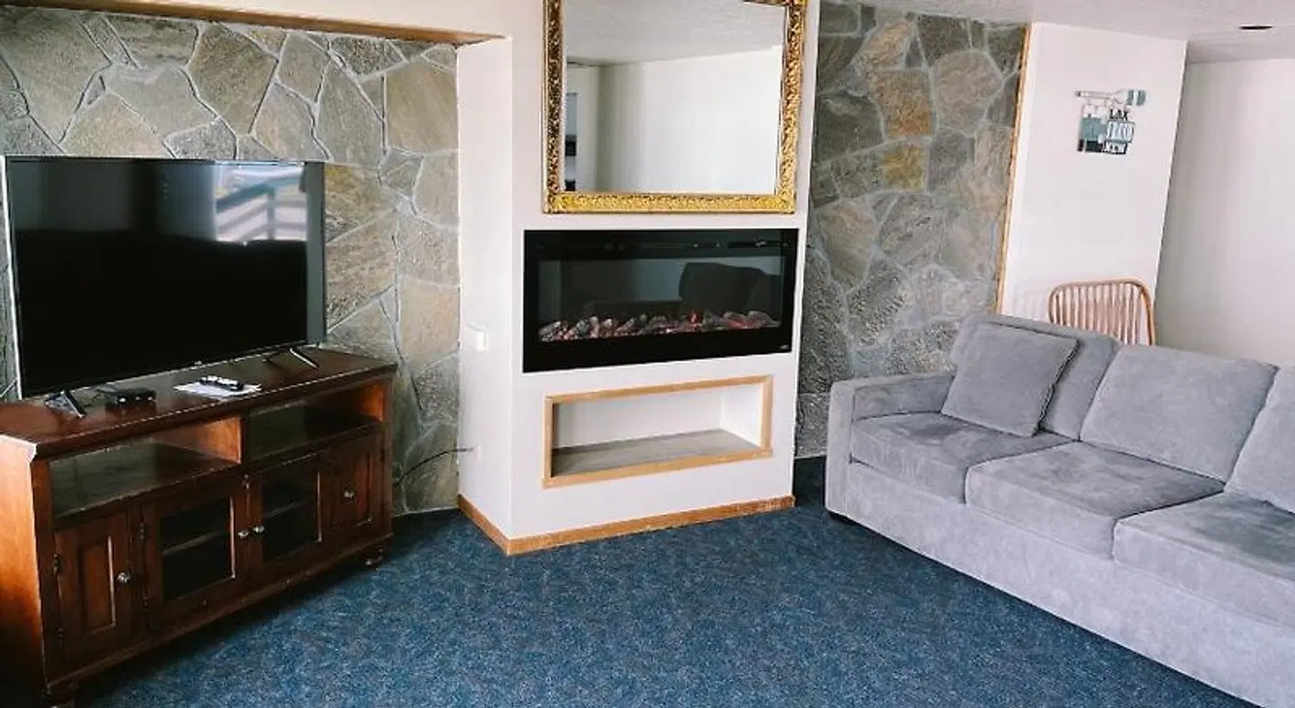 Sandcastle Beachfront Motel ROOM_EXAMPLE
