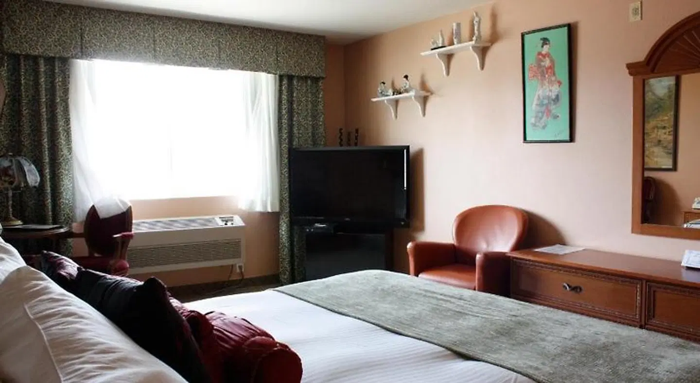 Prospector Hotel & Casino ROOM_EXAMPLE