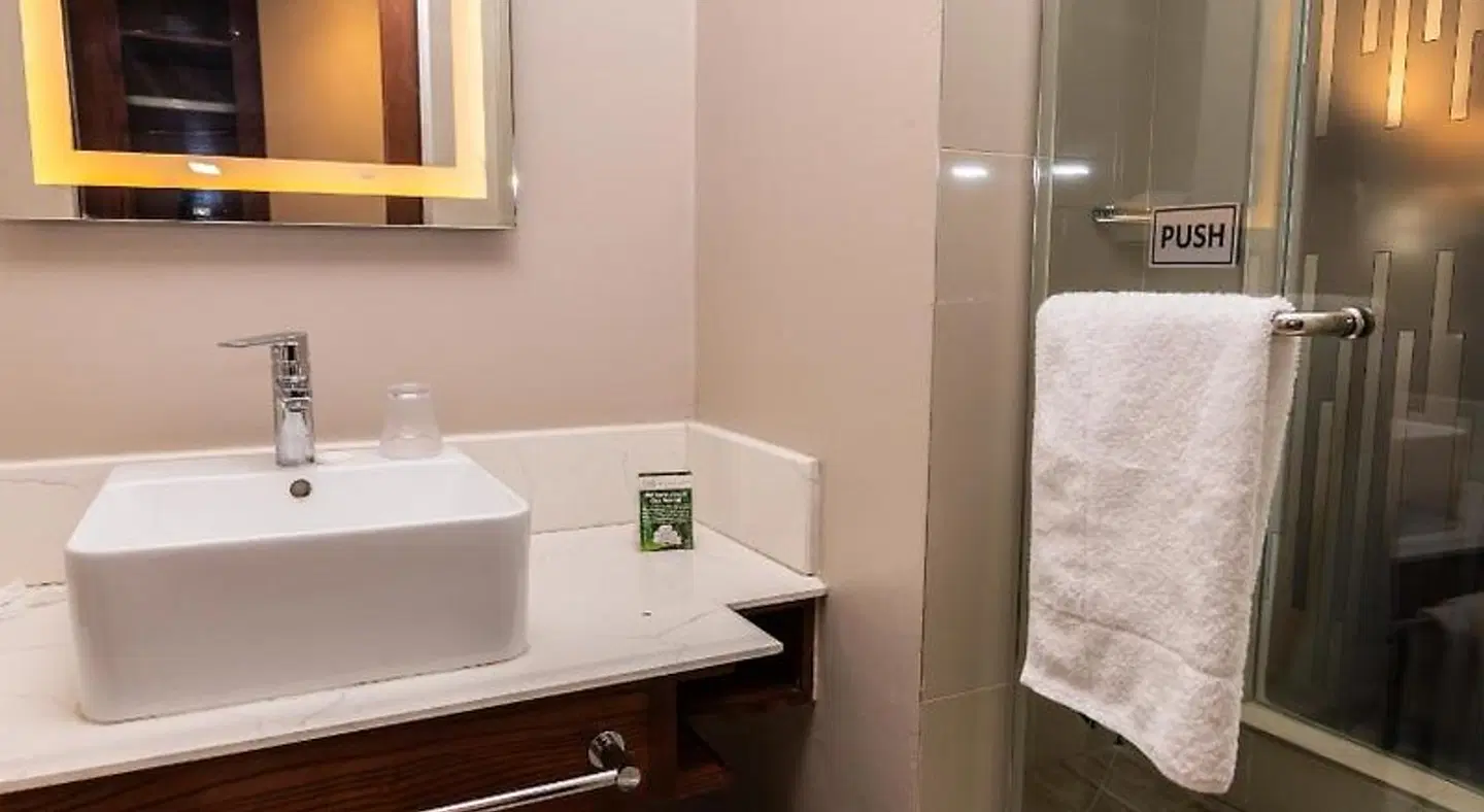 Premier Splendid Inn Bloemfontein Badezimmer