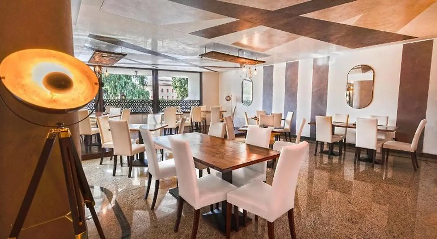 Mefuta Hotel Restaurant