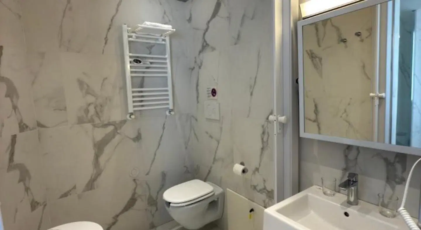 Etnea Style Catania Luxury Rooms Badezimmer