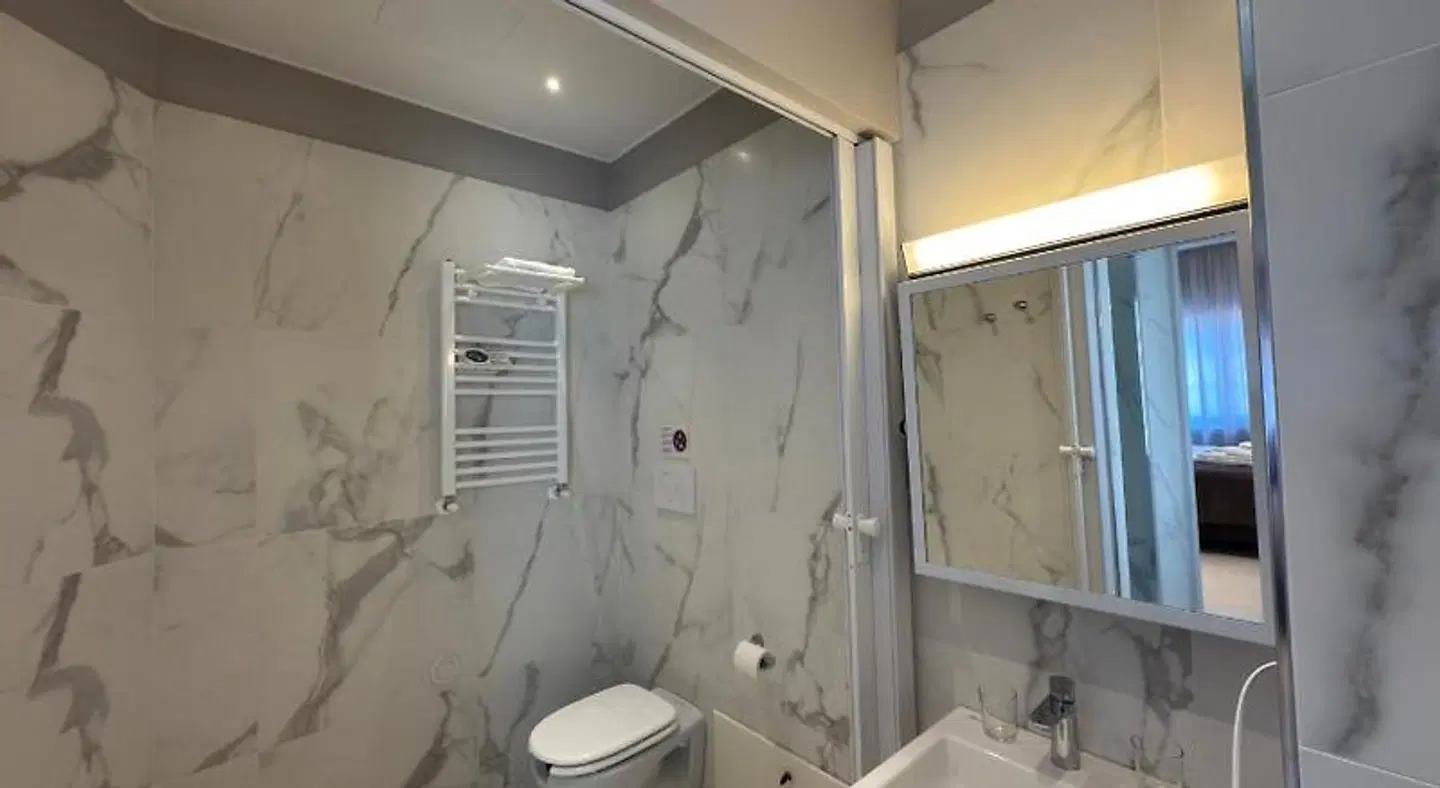 Etnea Style Catania Luxury Rooms Badezimmer