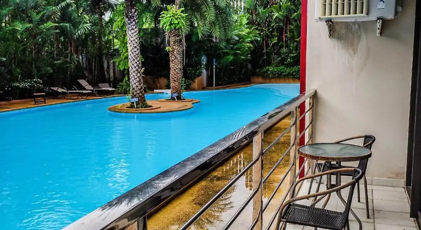 Mai Khao Beach Condotel OUTDOOR_POOL