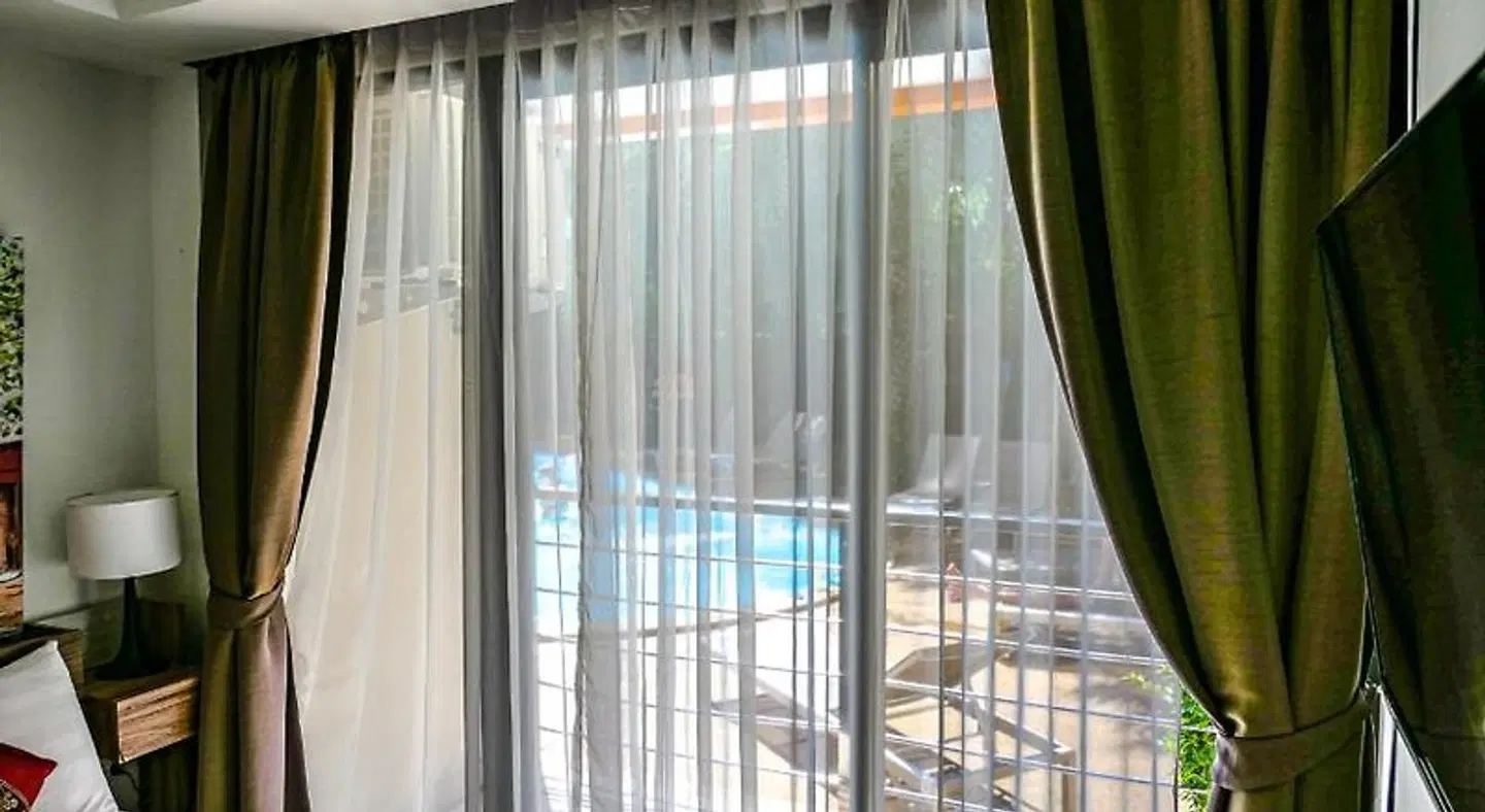 Mai Khao Beach Condotel Hallenbad