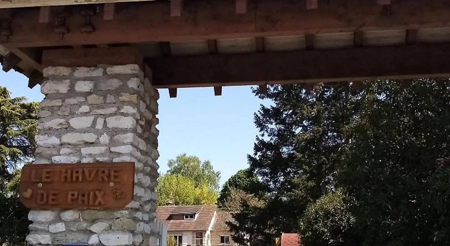 Les Tonneaux de l'Eure Logement Insolite Terrasse