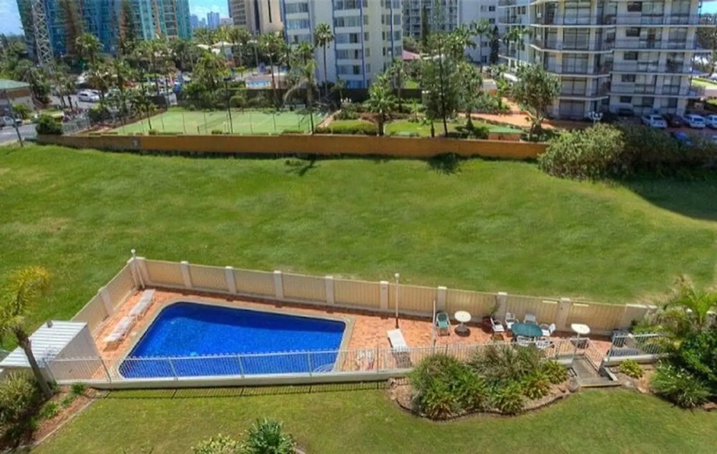 View Pacific Apartments EXTERIOR