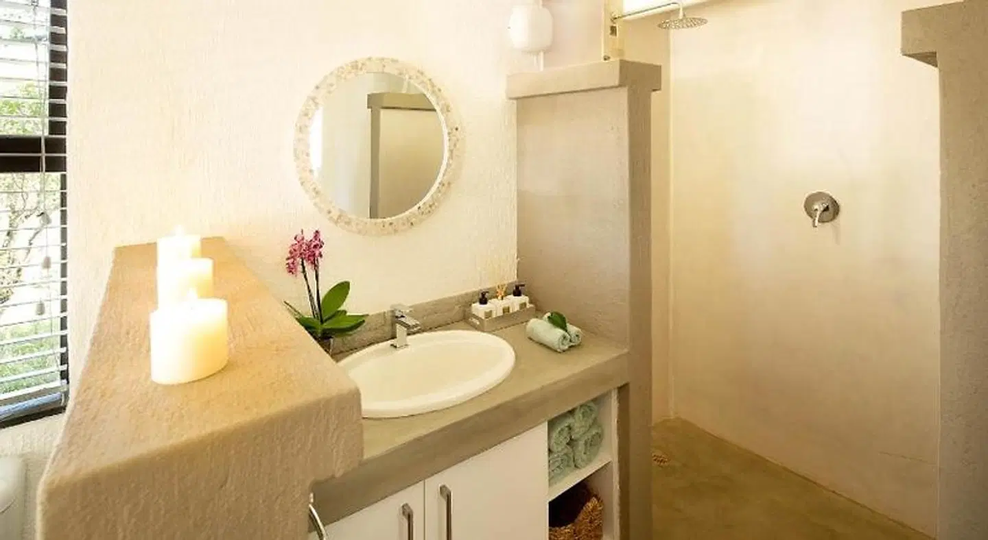 Bushbaby River Lodge Badezimmer