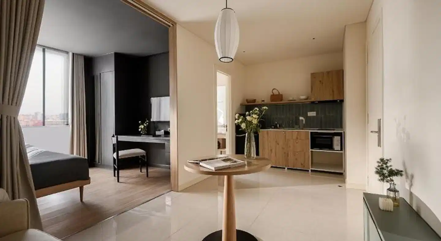 Luxy Park Hotel and Apartments - Notre Dame Lobby