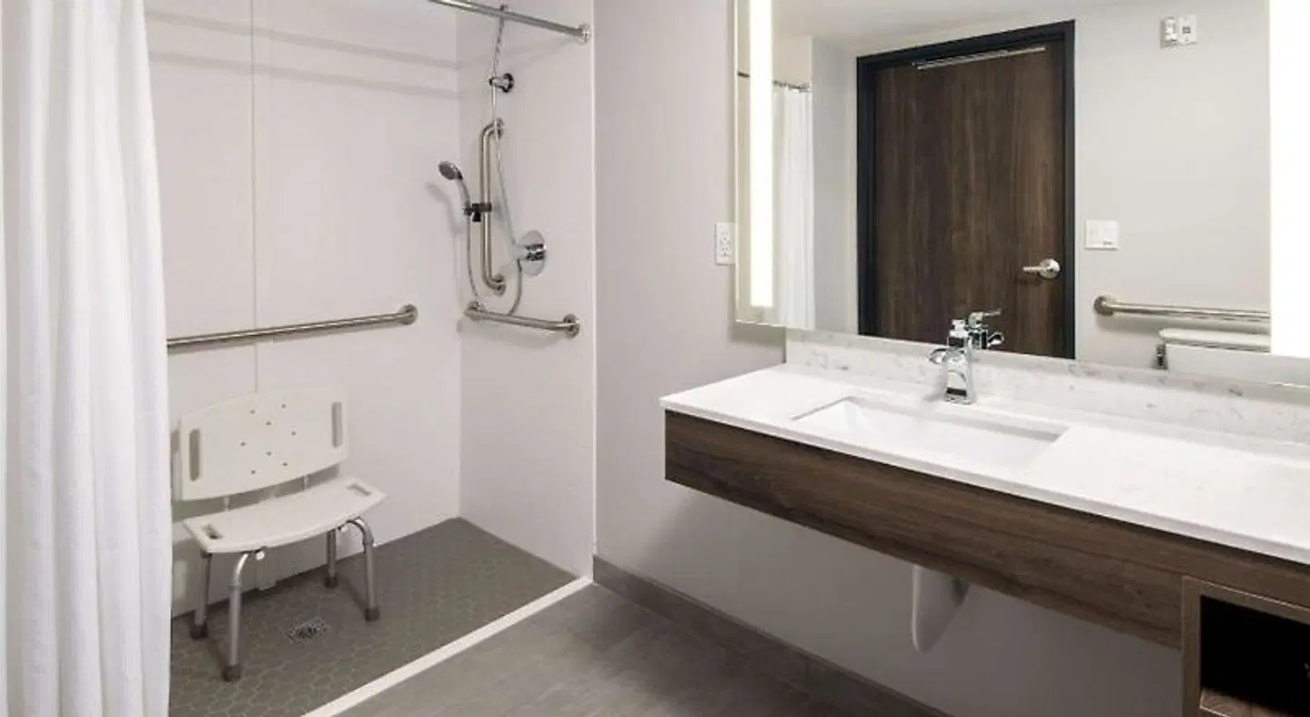 La Quinta Inn & Suites by Wyndham Spokane Downtown Badezimmer