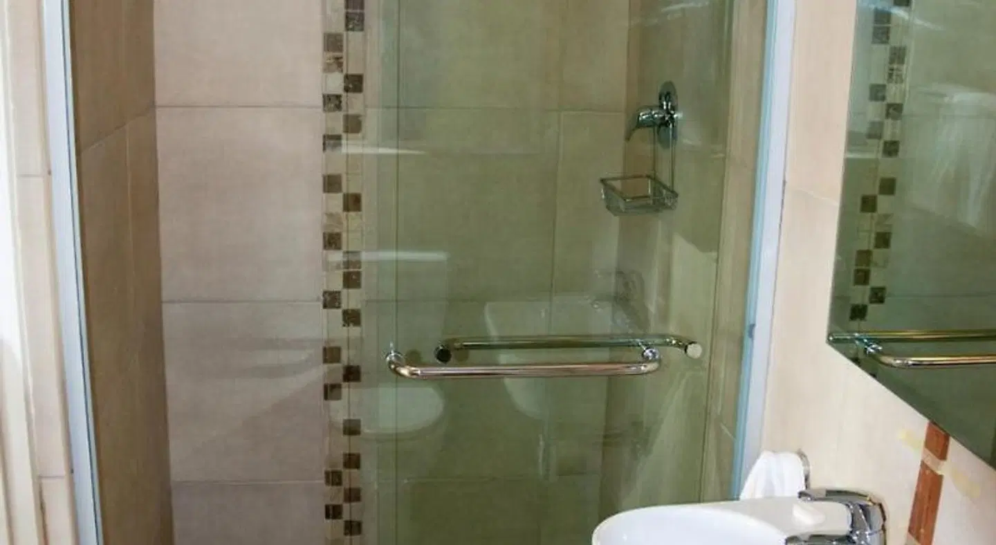 Roman Rock Studios Badezimmer