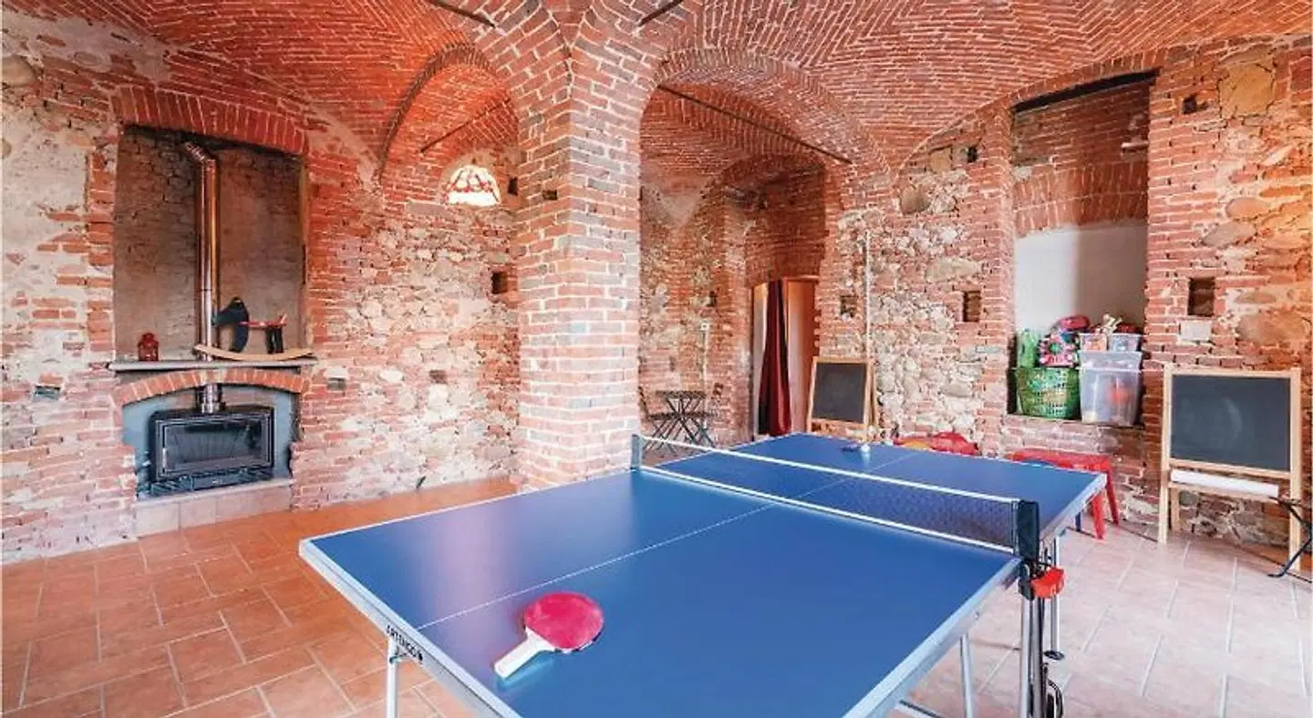 Villa Bellavista Alba Hallenbad