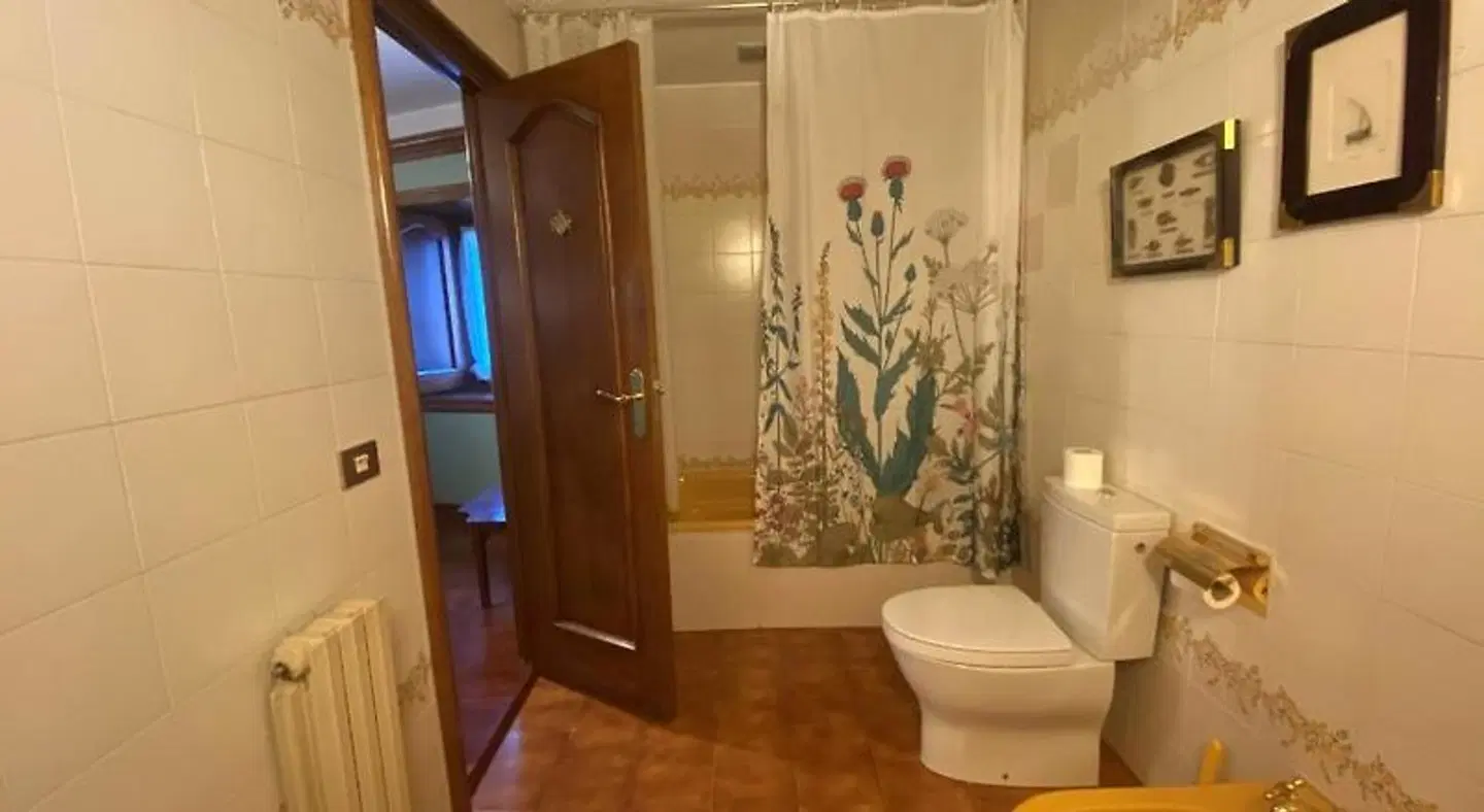 Apartamentos María Luisa - La Casona Badezimmer