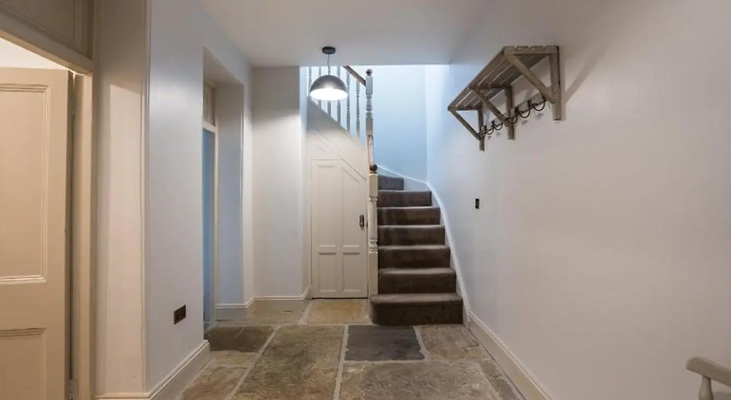1 Elliot Terrace HEALTH_BEAUTY