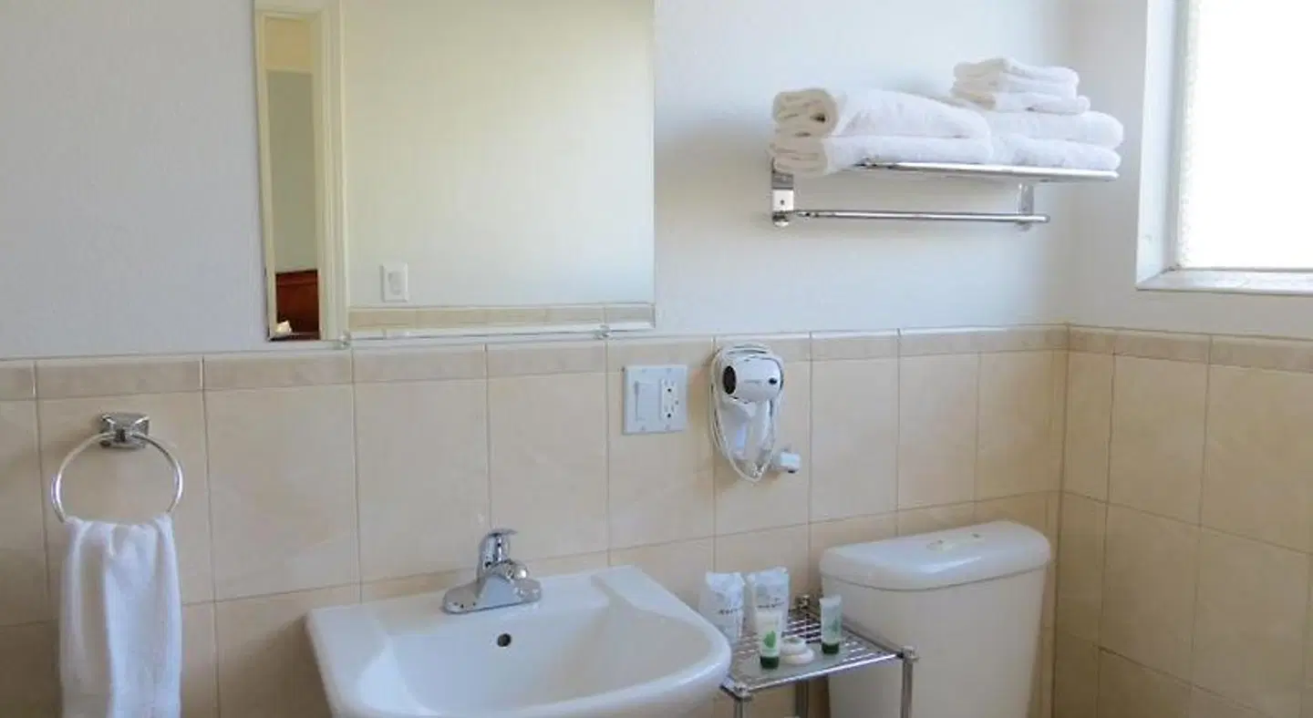 Coronet Motel Badezimmer