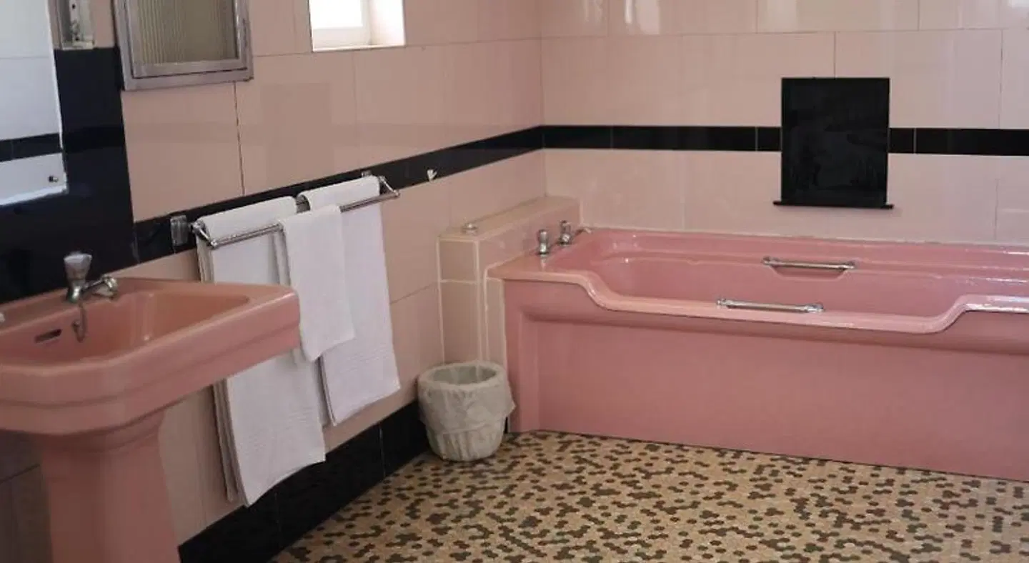 The Boston Guest House ROOM_EXAMPLE