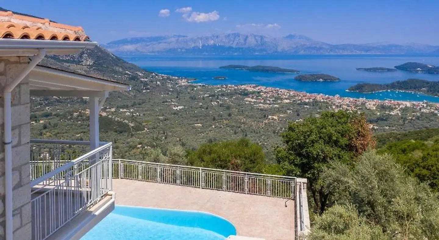 Violitzis Villas LANDSCAPE