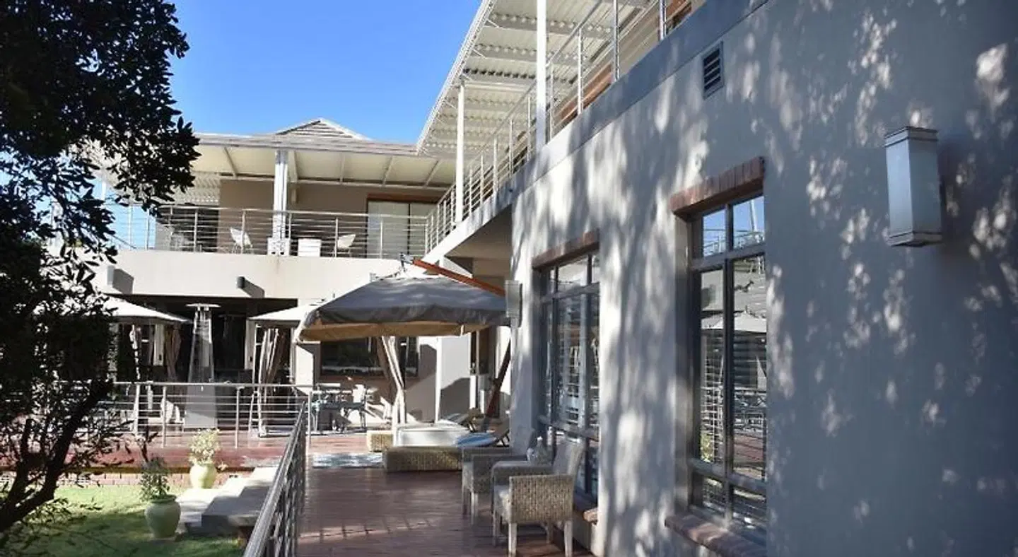 Tredenham Boutique Hotel Terrasse