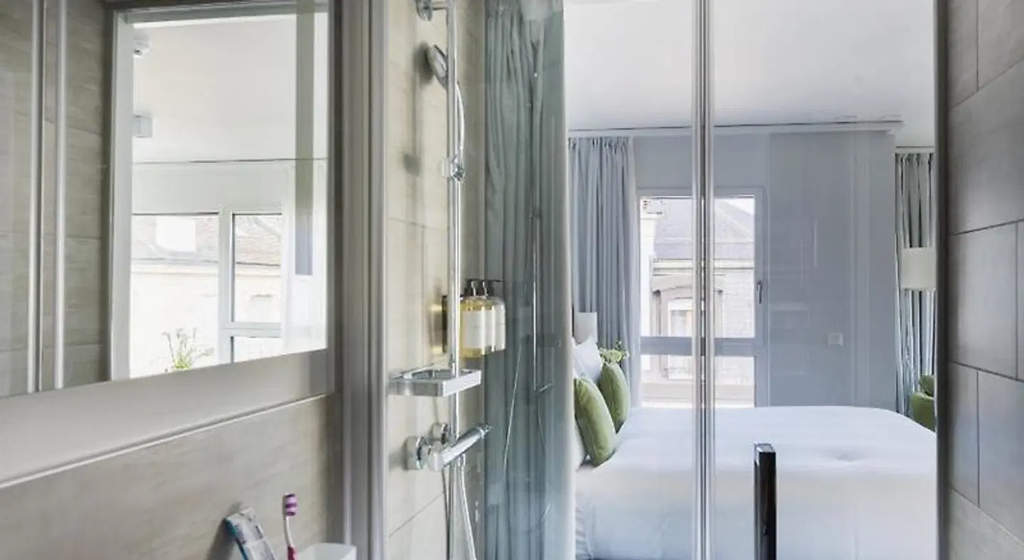 Base Nyon Badezimmer