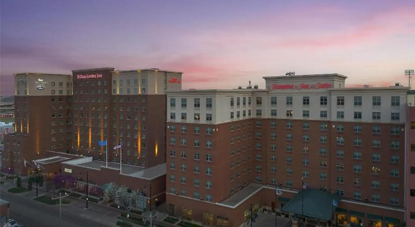 Hilton Garden Inn Oklahoma City Bricktown EXTERIOR