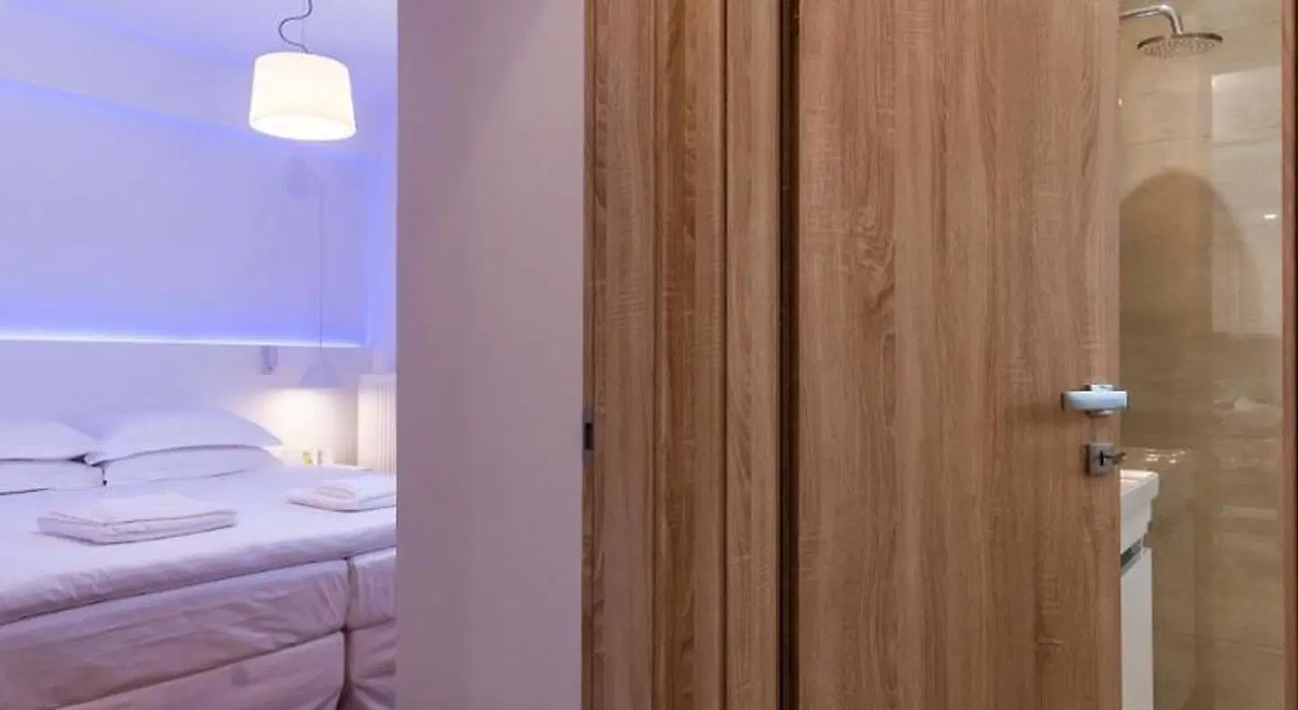 White Rock Milos Suites ROOM_EXAMPLE