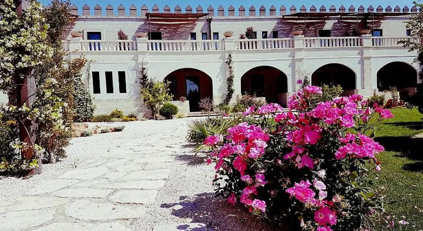 Le Scuderie - Castello Monaci EXTERIOR