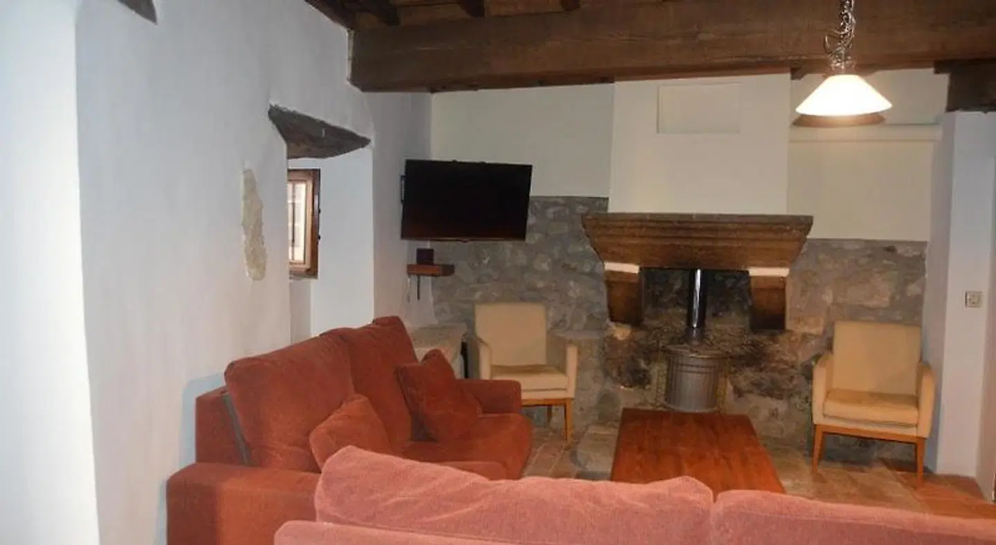 Vía Cáparra ROOM_EXAMPLE