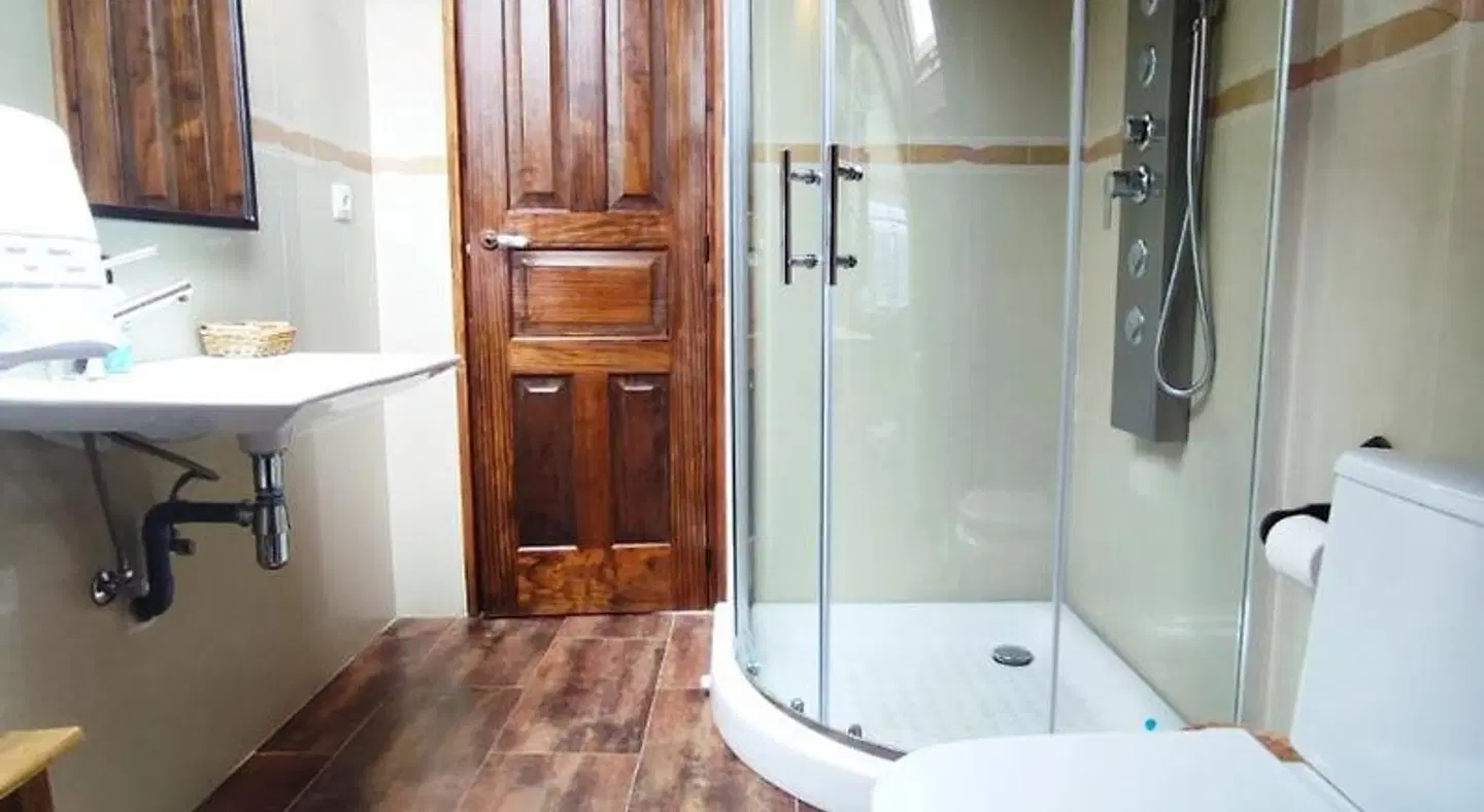 Casa Rural Pajarapinta Badezimmer