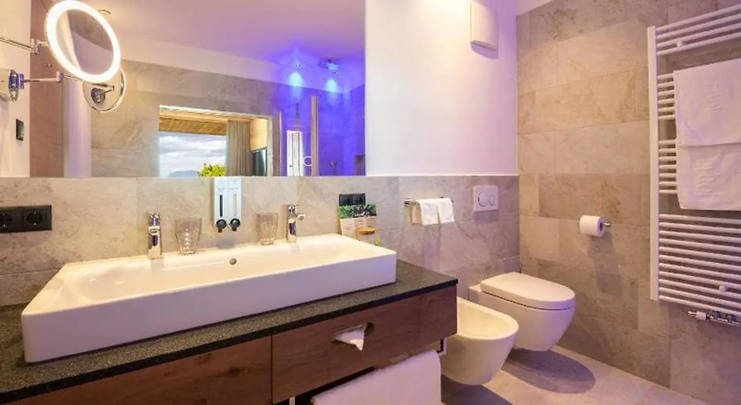 Bergidyll Hotel Tratterhof Badezimmer