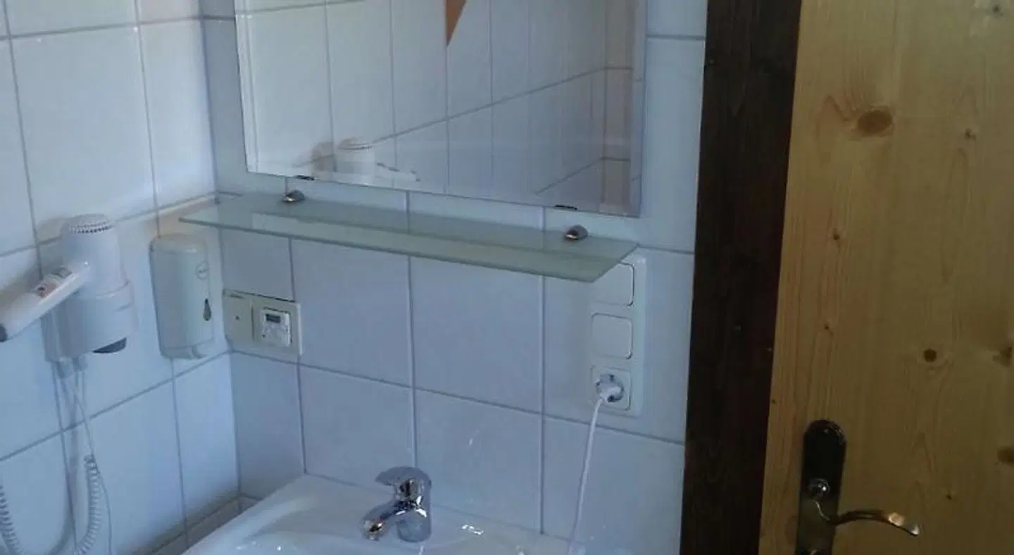 Romantik Pension Lehrberg Badezimmer