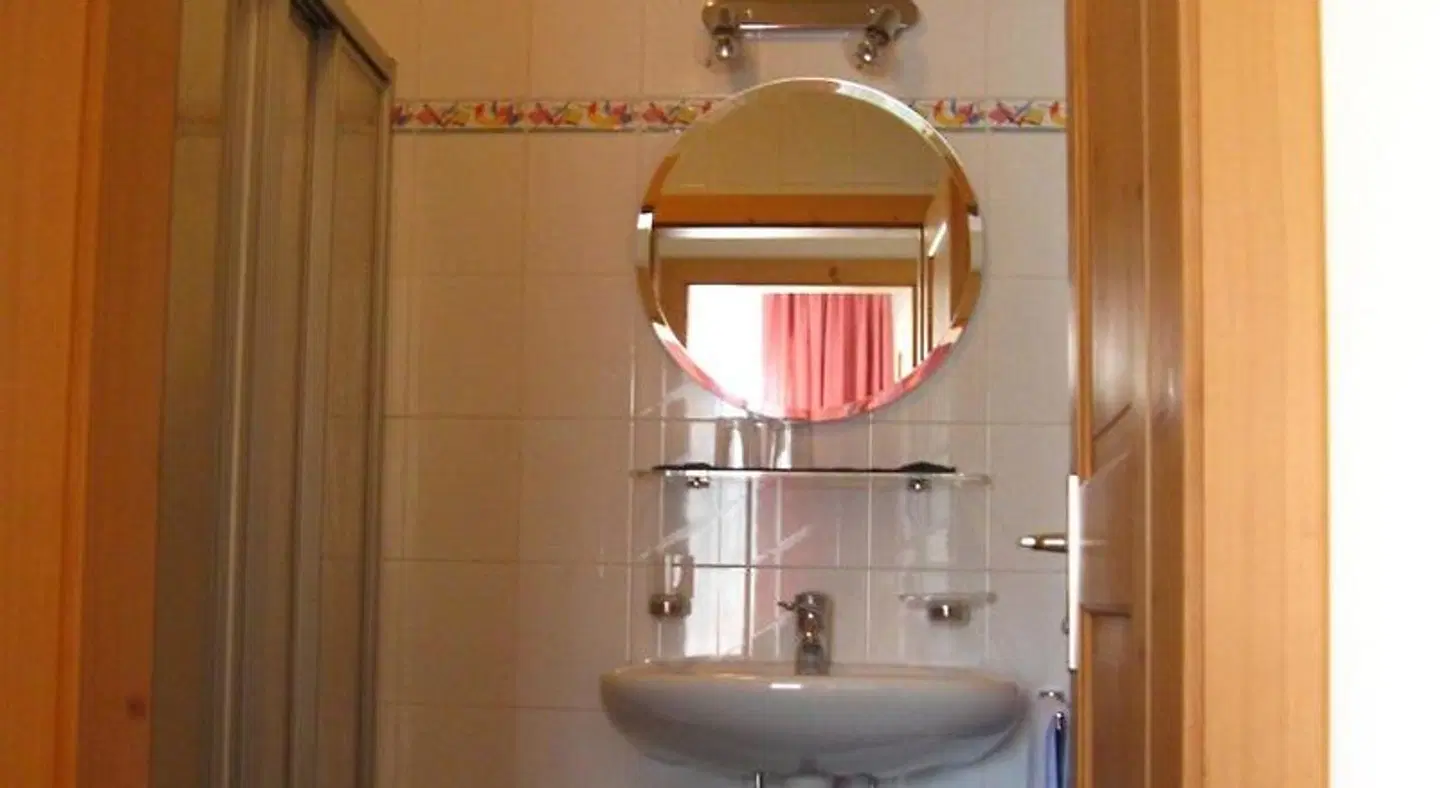 Garni Hofer Badezimmer