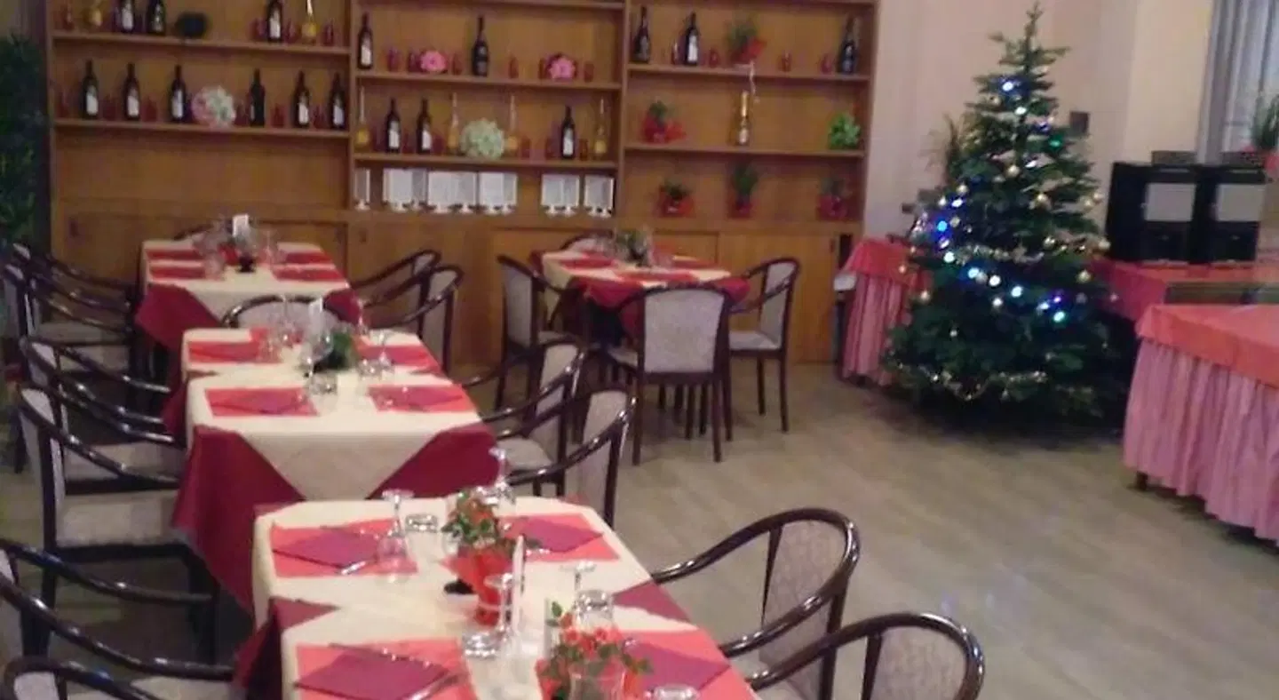 Hotel Glenn Restaurant