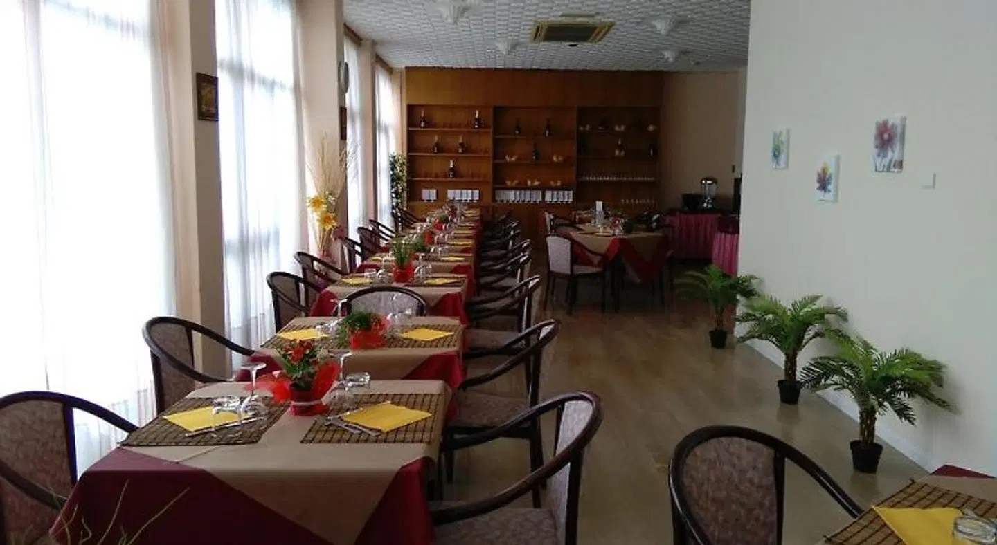 Hotel Glenn Restaurant