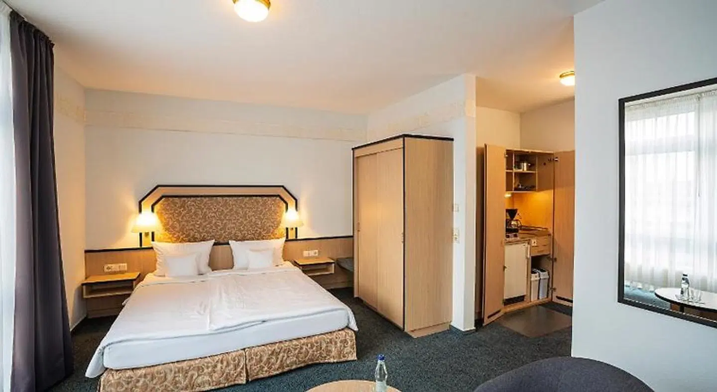 First Apart'Hotel ROOM_EXAMPLE