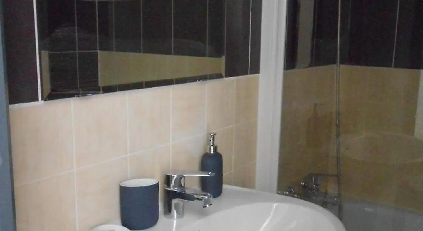 Le Merlanson Badezimmer
