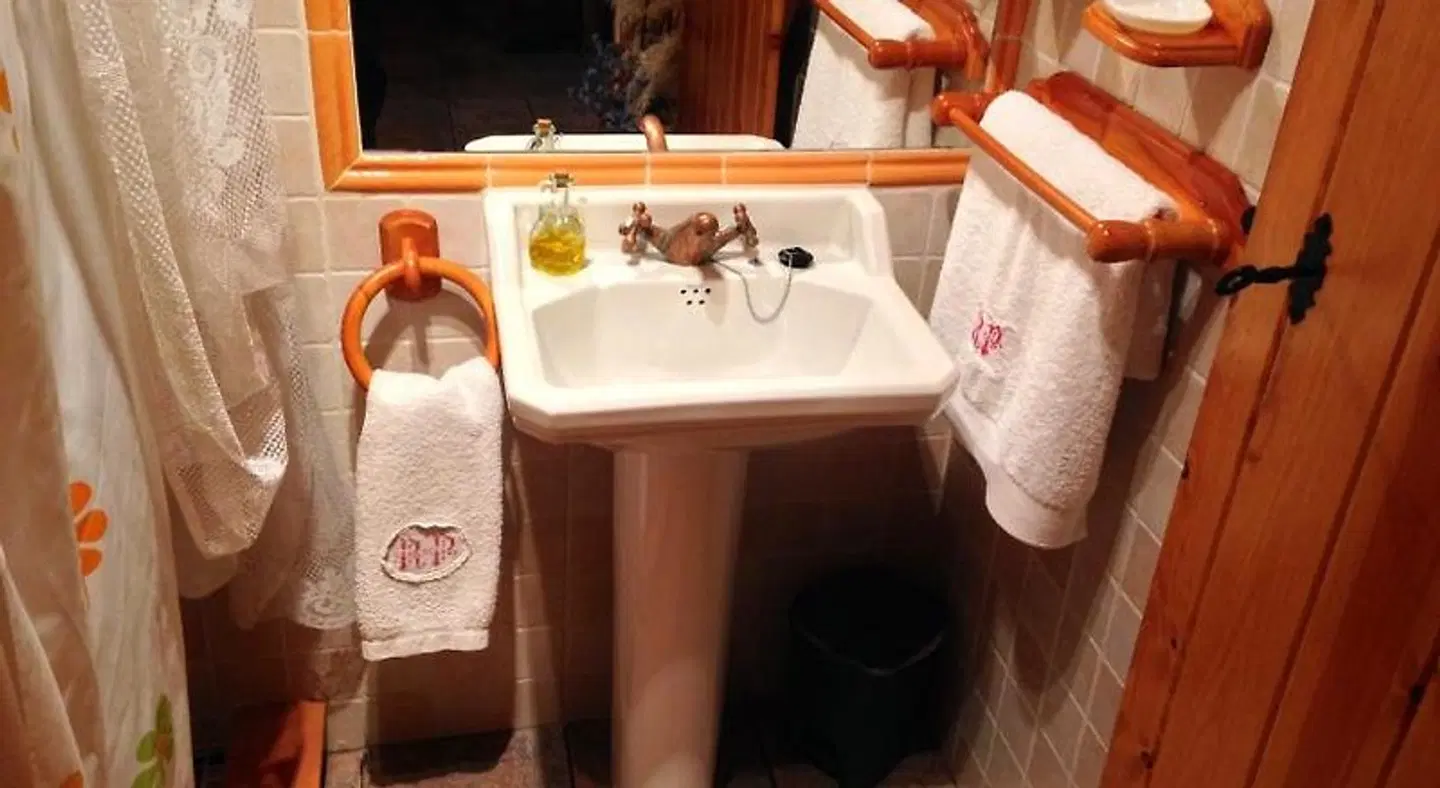 Lo Racó de Peret Badezimmer