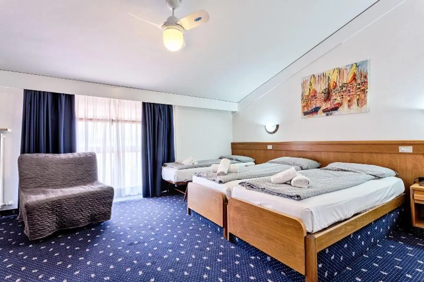 Aurora ROOM_EXAMPLE